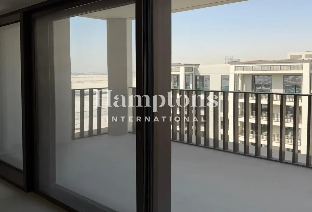 High Floor | Unfurnished | Newly Handed Over