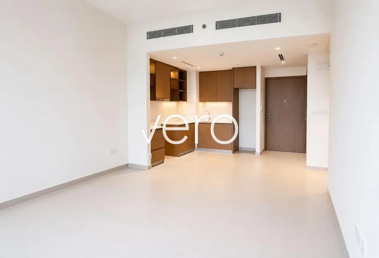Ground Floor | Beach Access | Brand New and Vacant