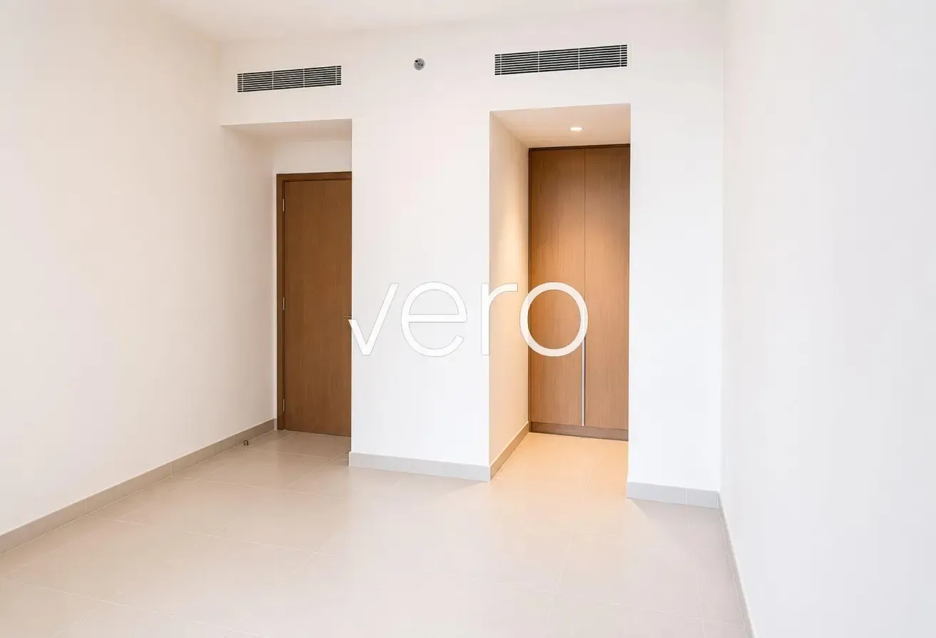 Ground Floor | Beach Access | Brand New and Vacant