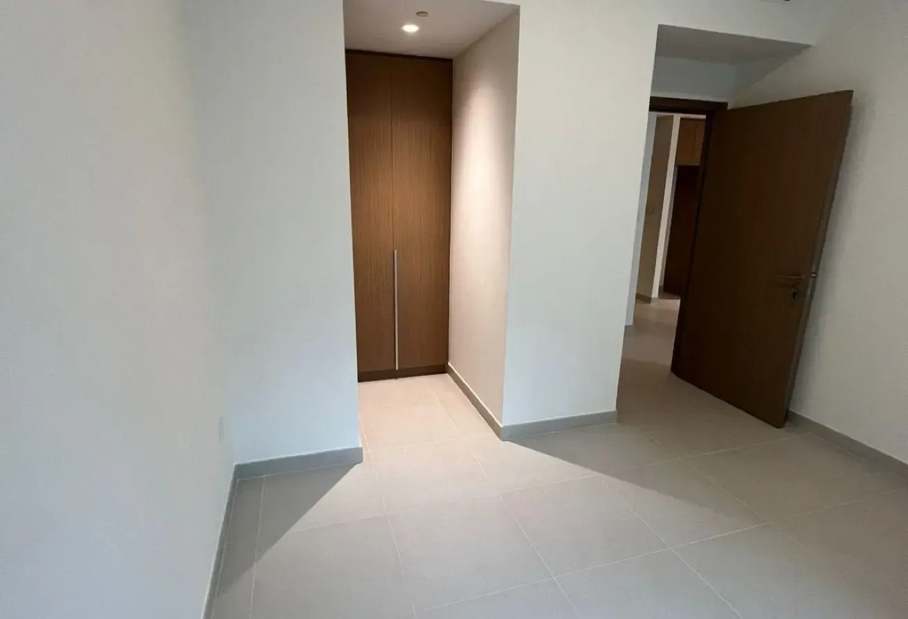 1BR Apartment | Unfurnished | Vacant