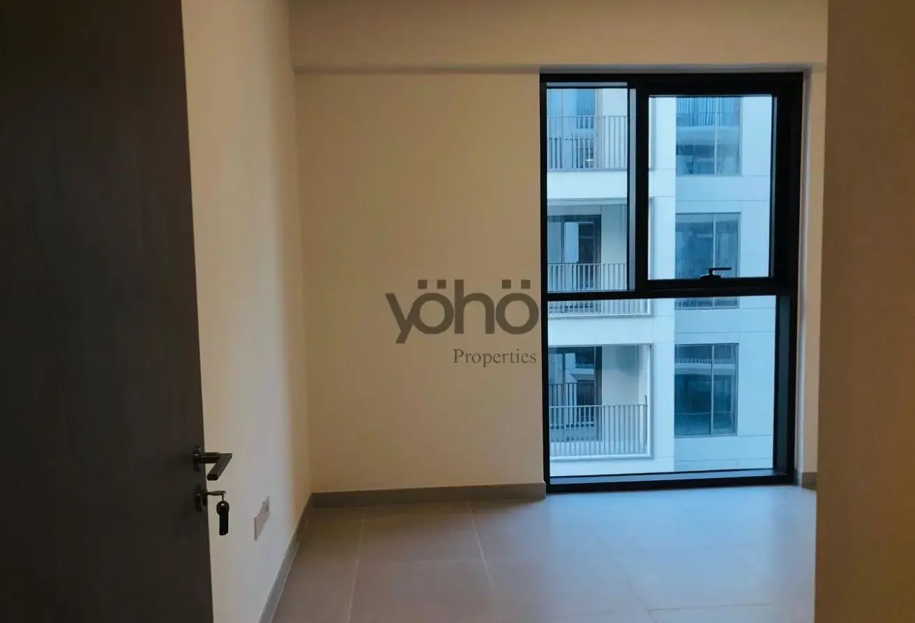 HIGH FLOOR | BRAND NEW | VACANT | READY TO MOVE