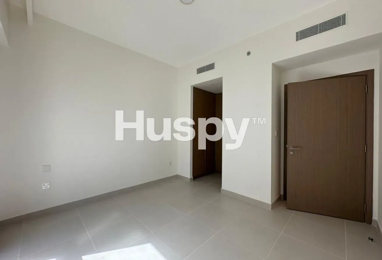 Vacant | Beach Access | High Floor