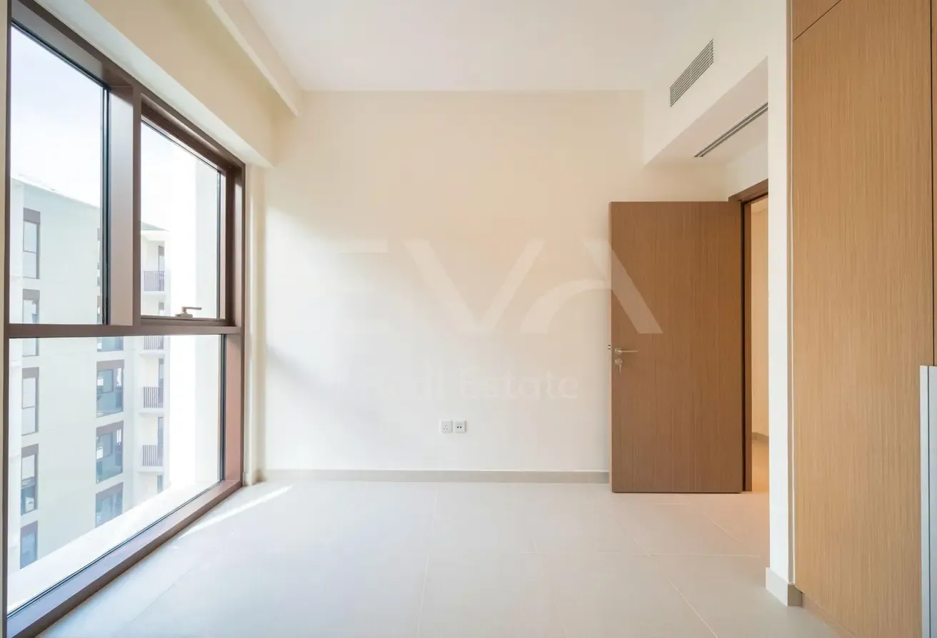 COMMUNITY VIEW | VACANT AND READY | UNFURNISHED