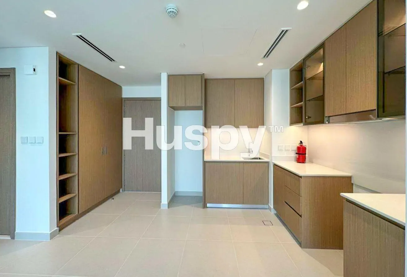 12 Cheques | Brand New | Highest Floor