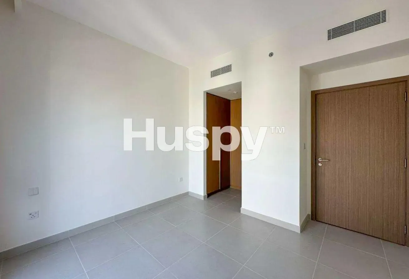 12 Cheques | Brand New | Highest Floor