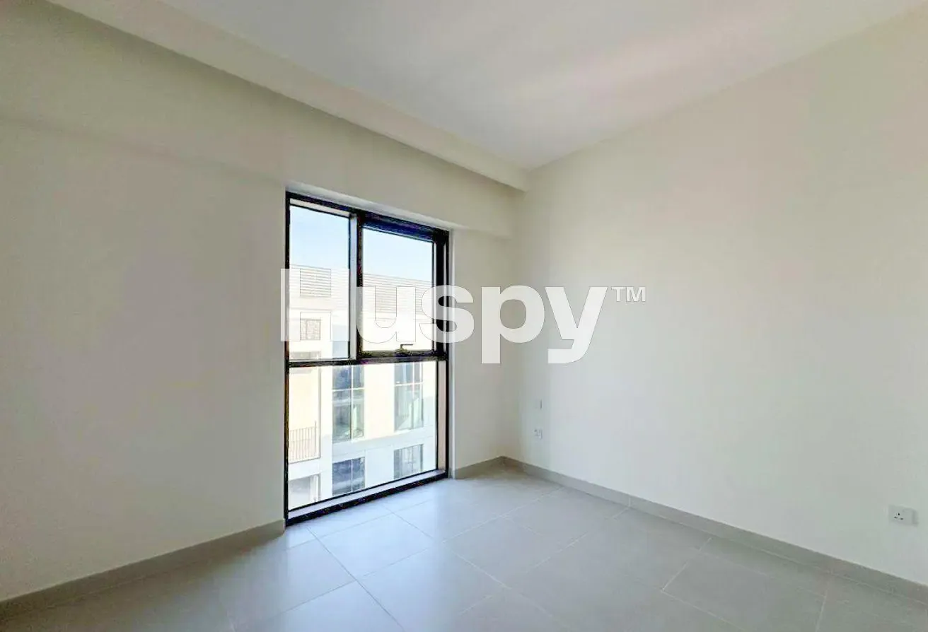 12 Cheques | Brand New | Highest Floor