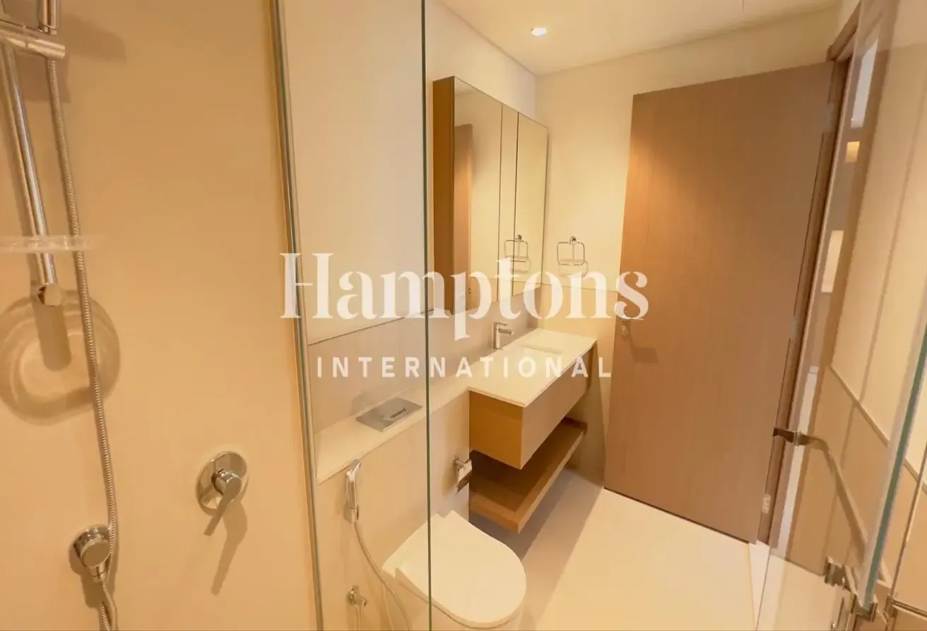 Brand New | High Floor | Vacant | Lagoon Access