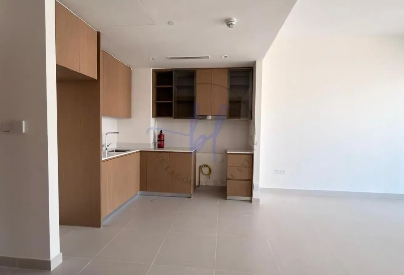 Spacious and Modern Vibe| Brand New| Ready Move In
