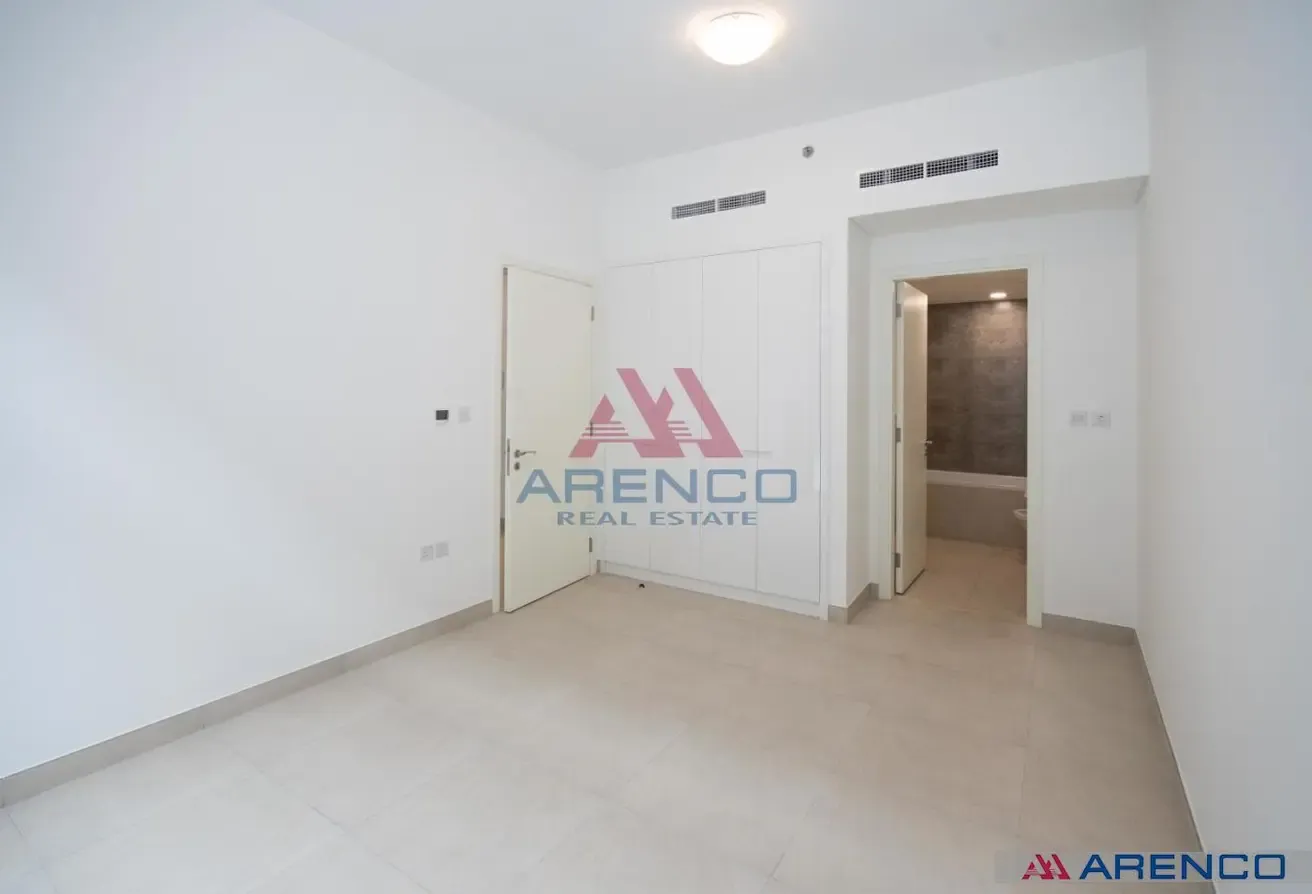 Modern 1BR | Rooftop Pool & Gym | No Commission
