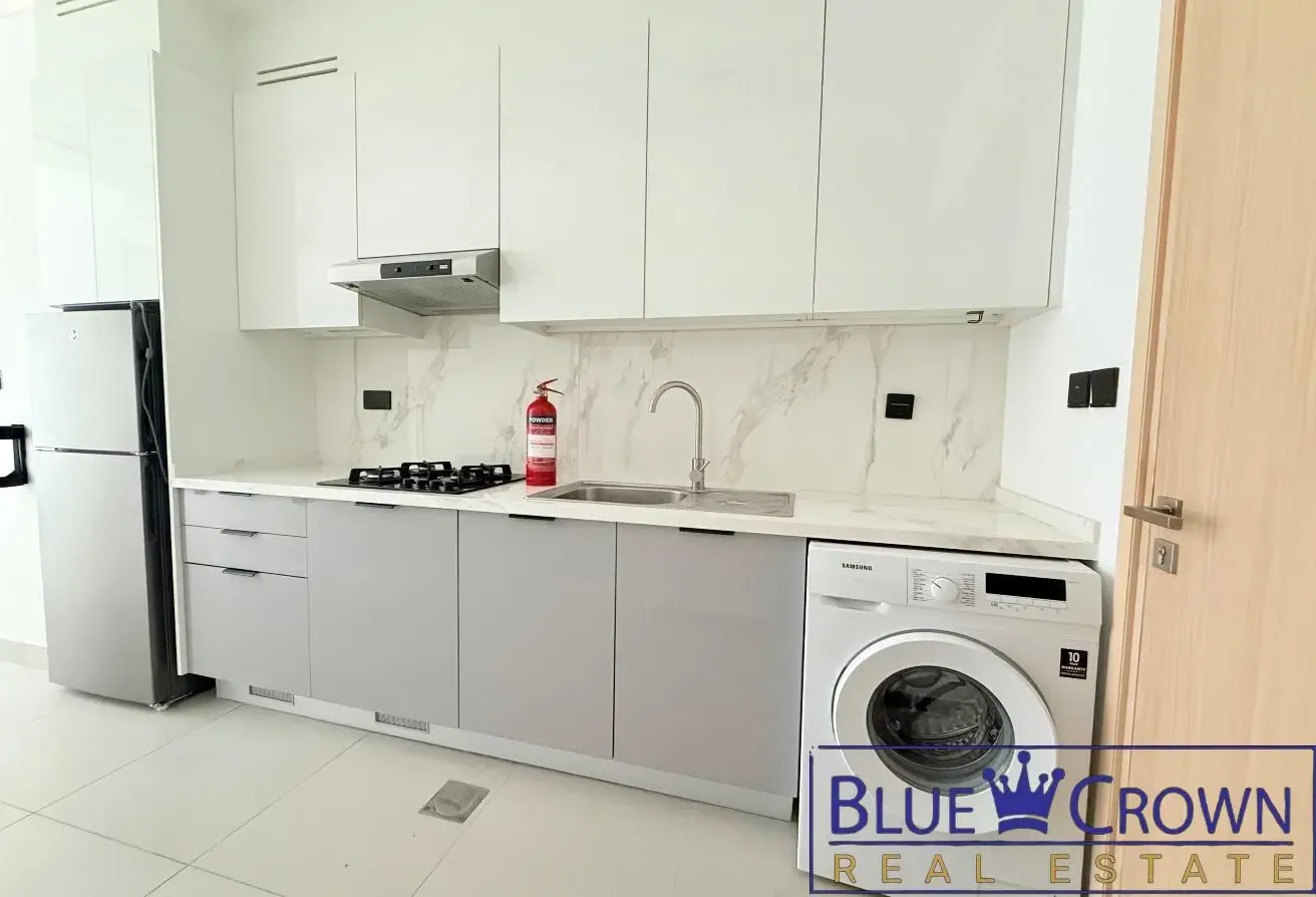 Chiller Ac free 1 Minute Walk Burjman Metro statio