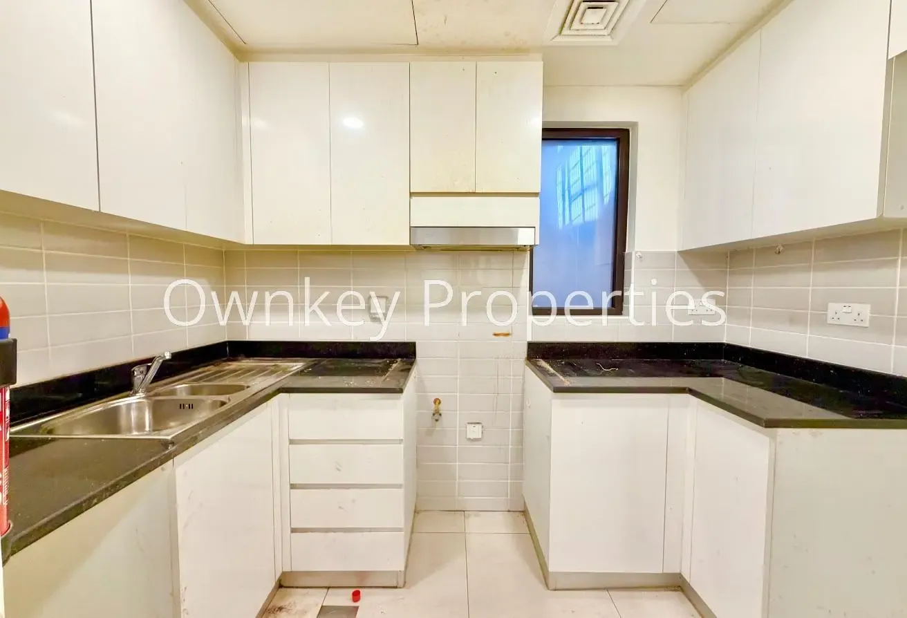 Chiller ac Free | For Family | Close to Burjman