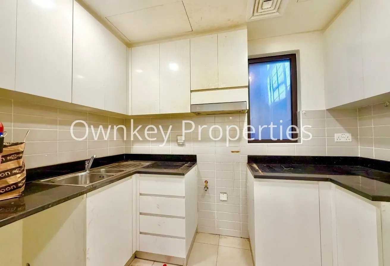 Chiller ac Free | For Family | Close to Burjman