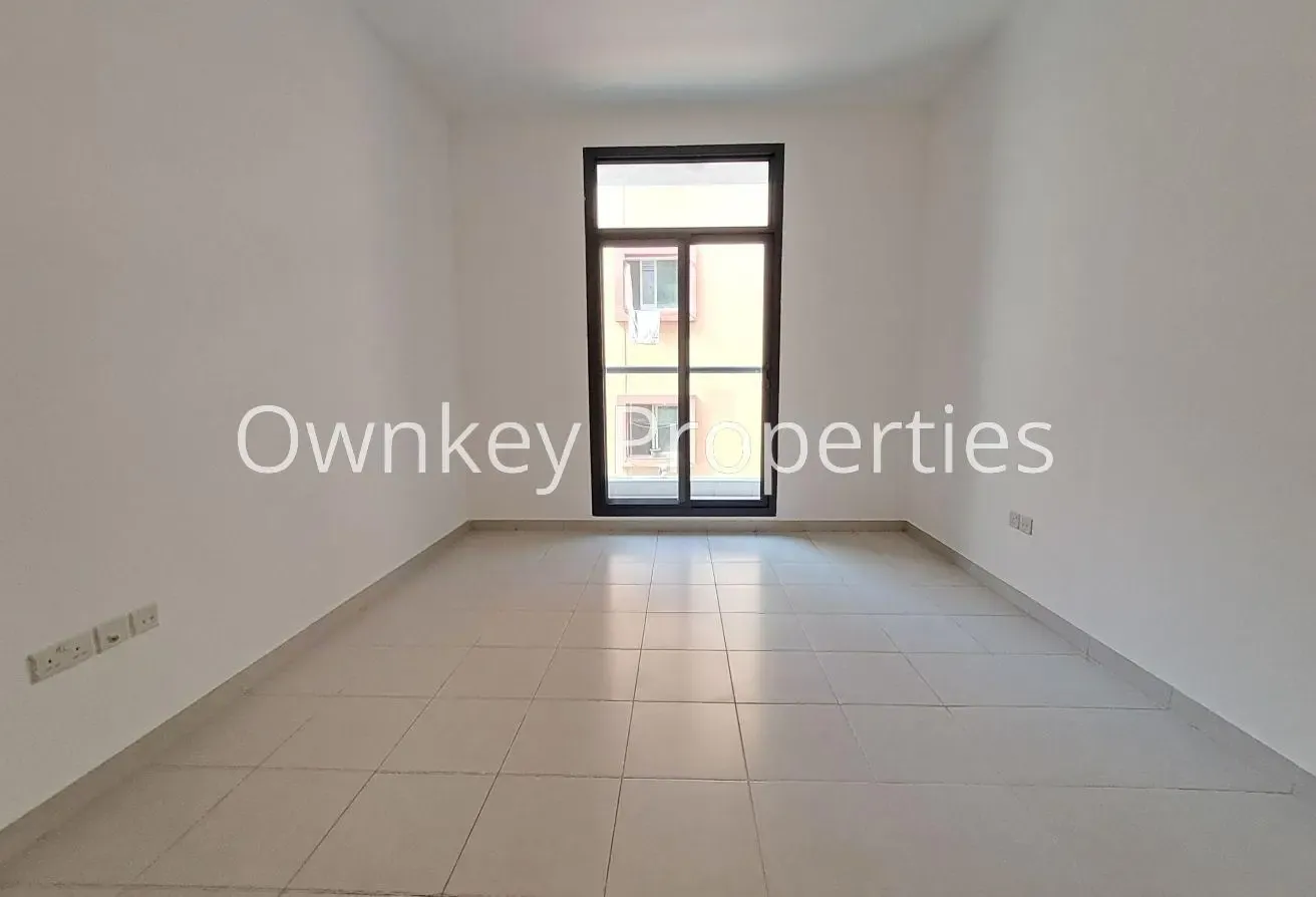 Spec/1 Bedroom Hall/With Balcony/Close To Burjman