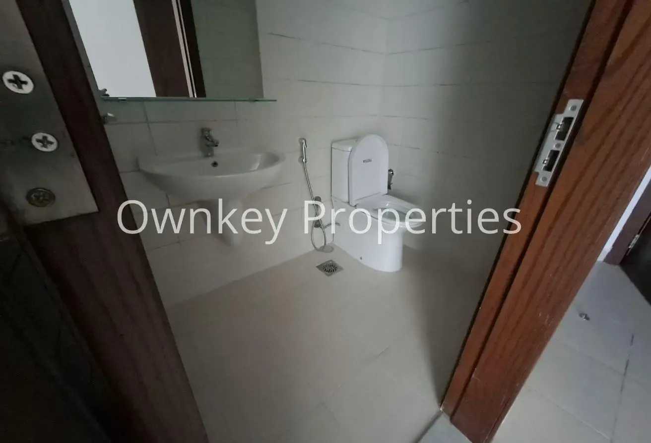 2 Bedroom Hall/With Balcony Close To Burjman