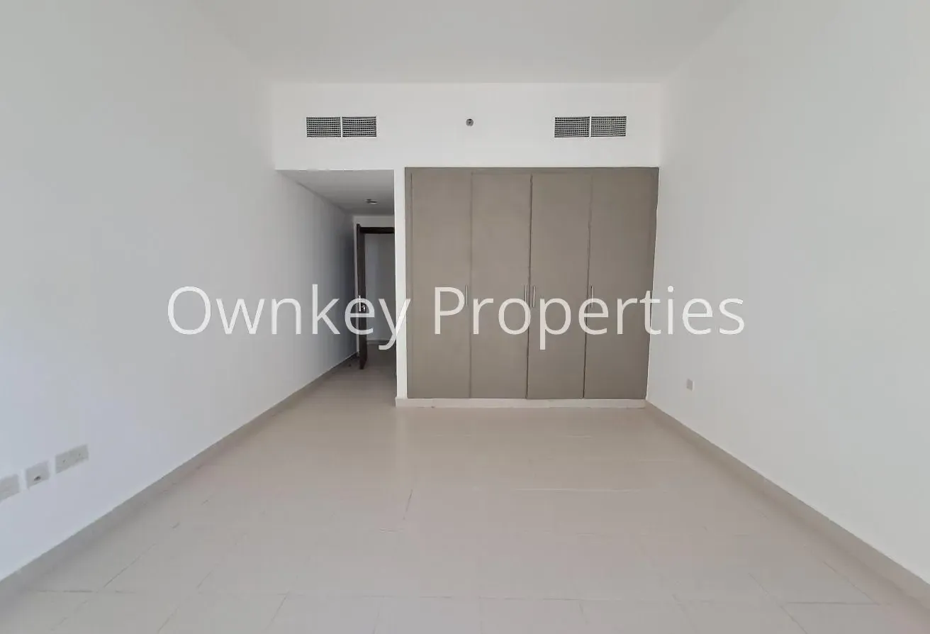 2 Bedroom Hall/With Balcony Close To Burjman