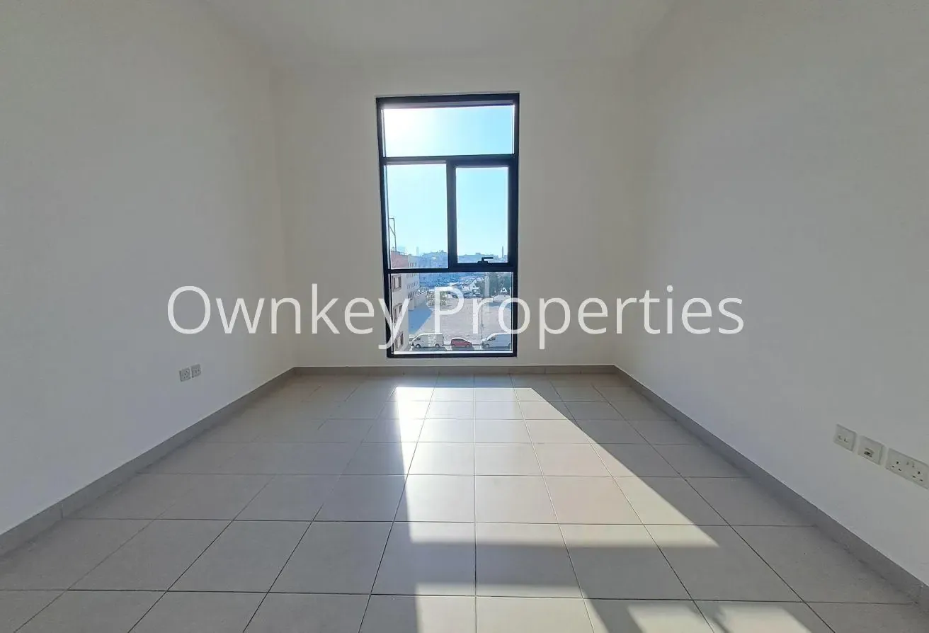 Specious/2BHK With Balcony/Close To Burjman