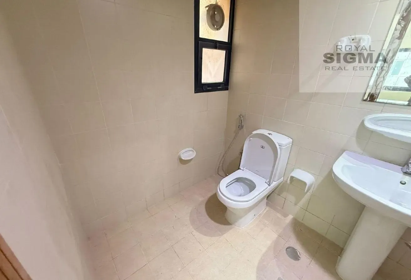 1BEDROOM WITH ATTACHED BALCONY|| READY TO MOVE