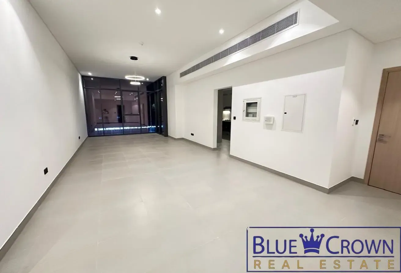 CHILLER FREE | NEAR BURJMAN METRO || HUGE SIZE