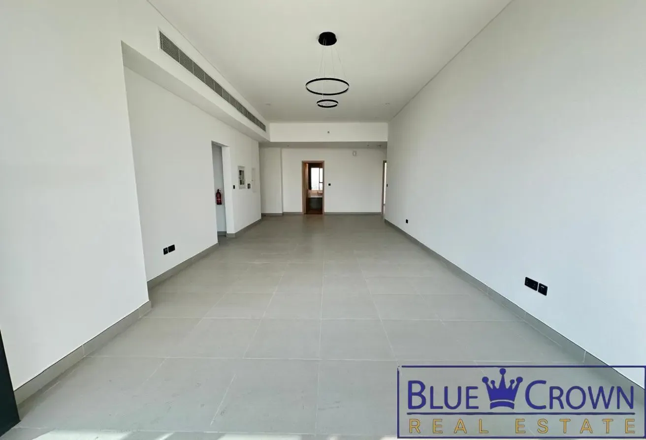 CHILLER FREE | NEAR BURJMAN METRO || HUGE SIZE