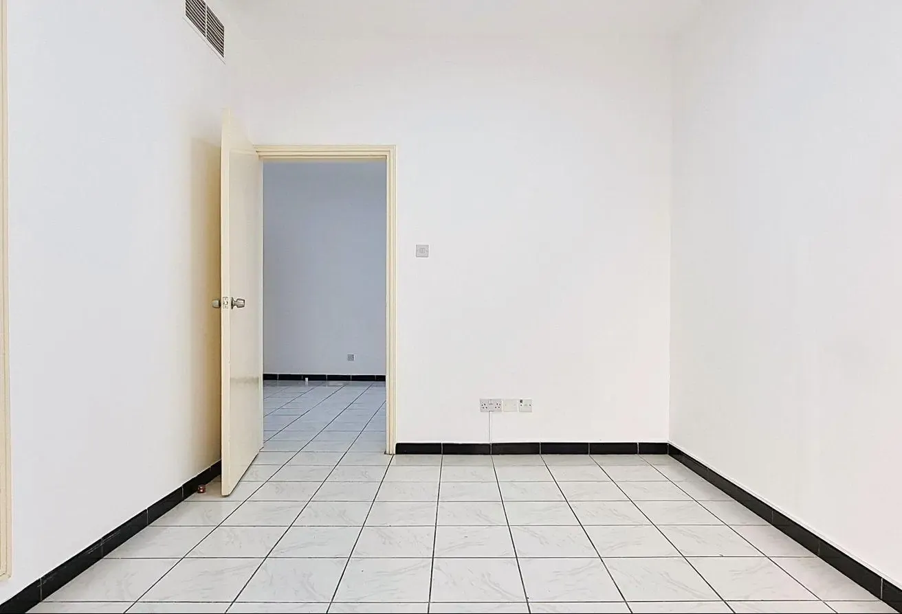 CENTRAL AC 1 BEDROOM -SHARAF DG METRO