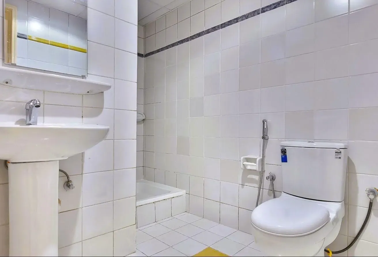 CENTRAL AC 1 BEDROOM -SHARAF DG METRO
