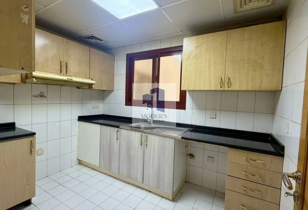 NEAR METRO | FAMILY BUILDING | BURJUMAN