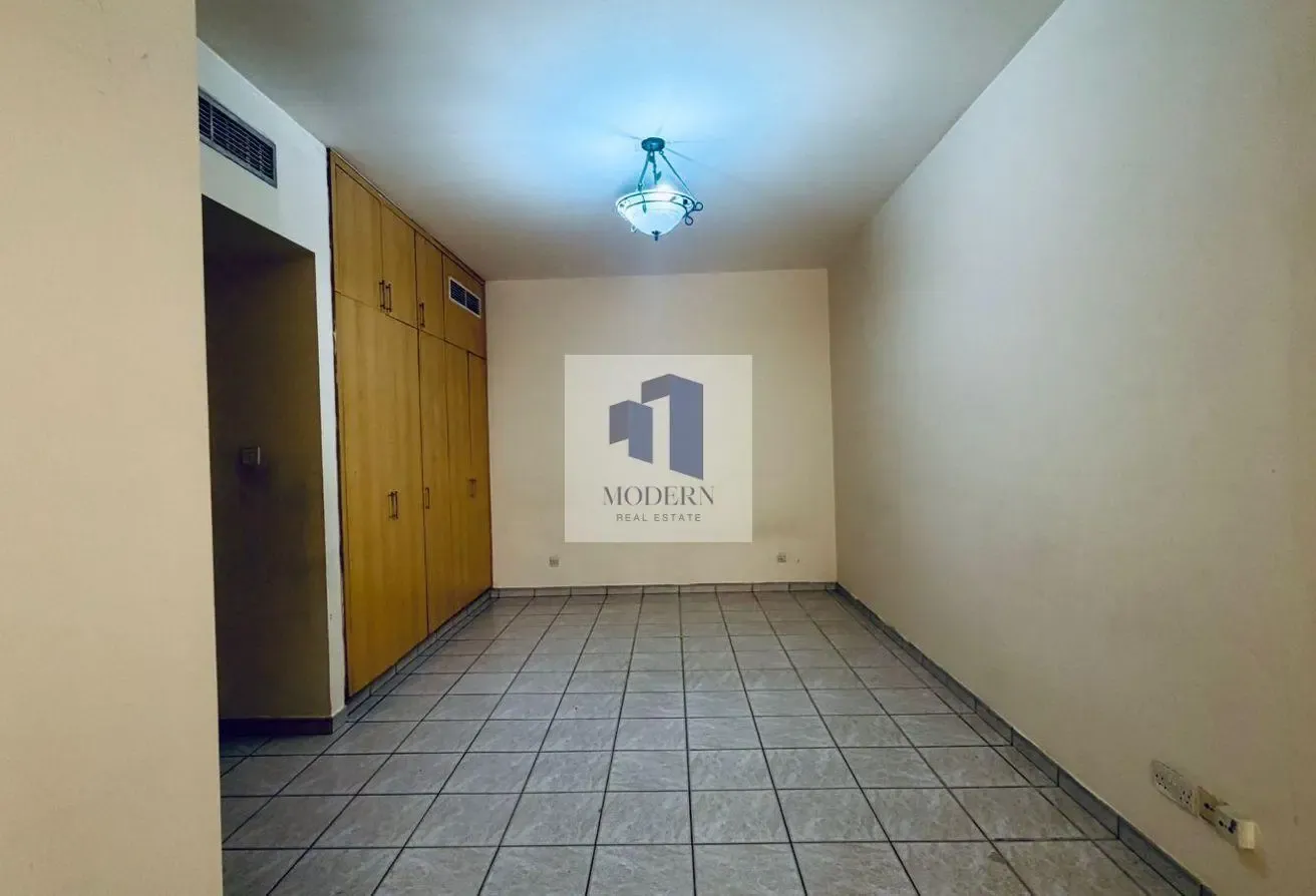 NEAR METRO | FAMILY BUILDING | BURJUMAN