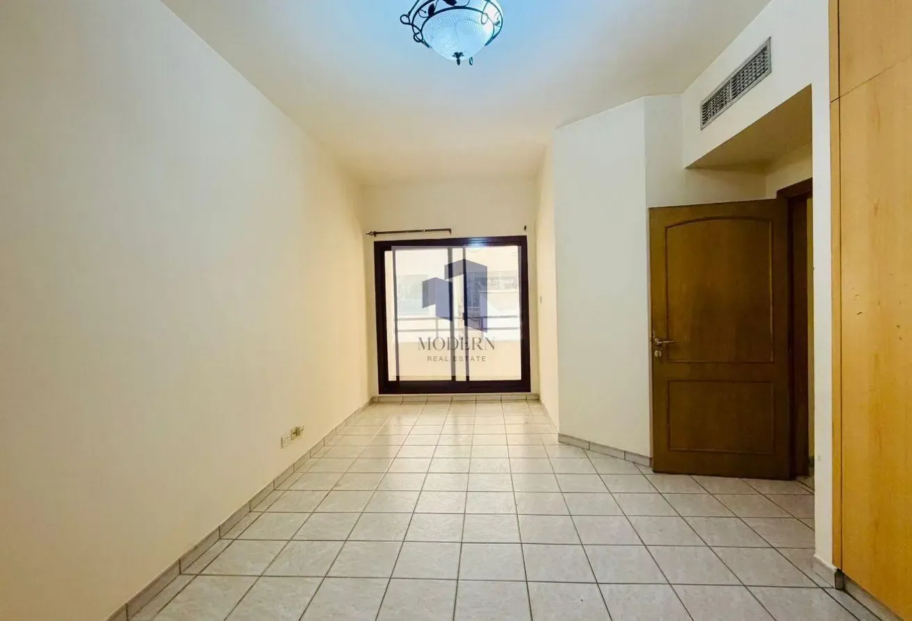 NEAR METRO | FAMILY BUILDING | BURJUMAN