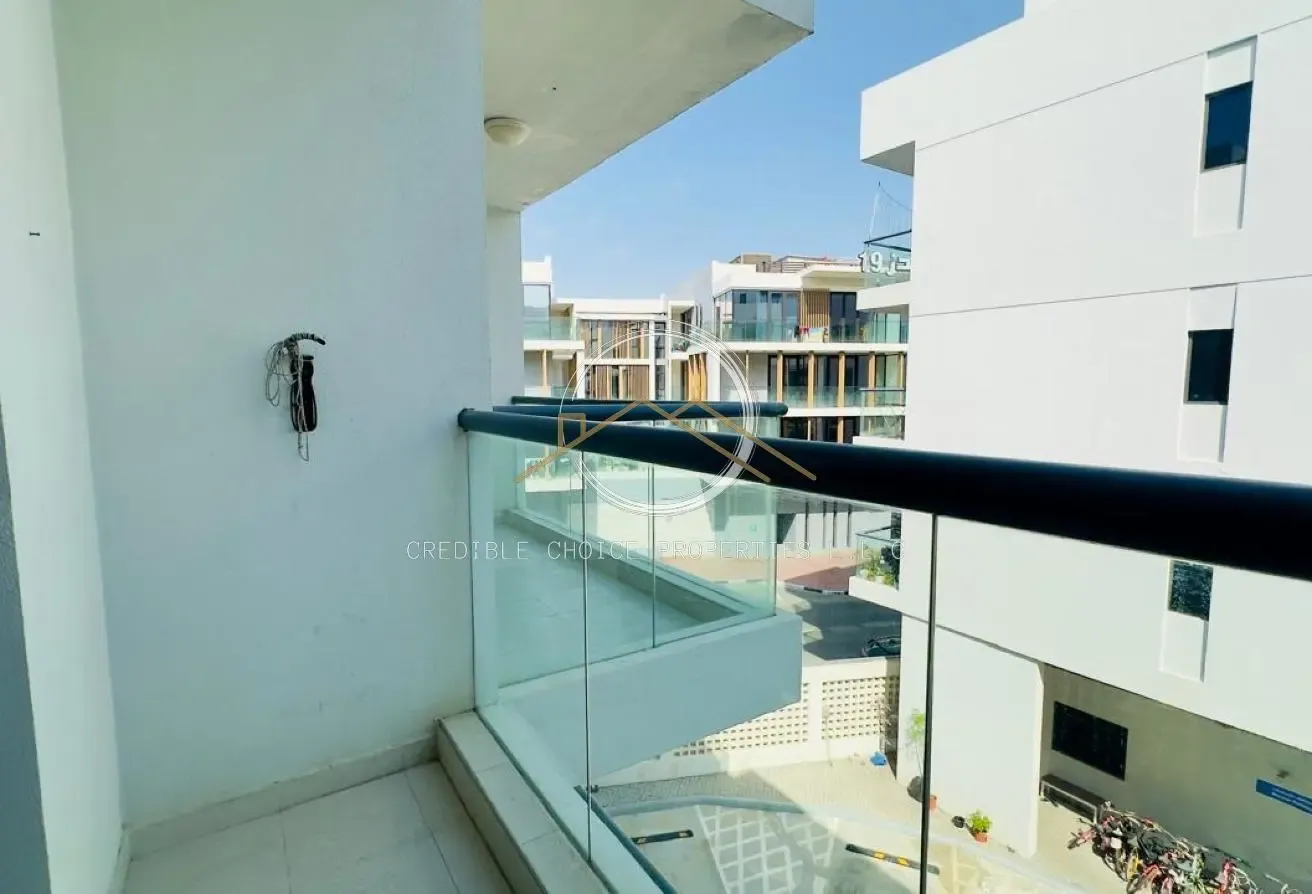Near Metro and Malls |Spacious 2BHK|Neat and Clean