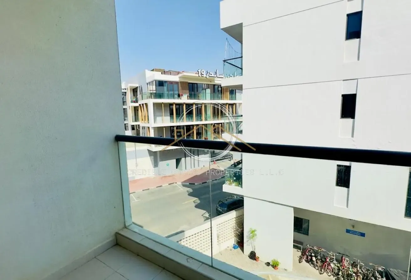 Near Metro and Malls |Spacious 2BHK|Neat and Clean