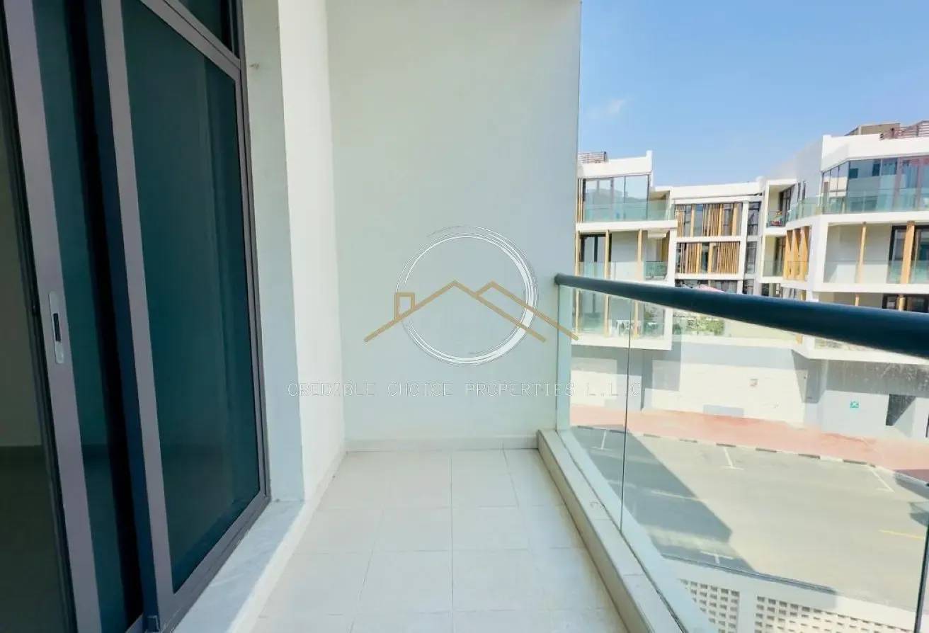Near Metro and Malls |Spacious 2BHK|Neat and Clean
