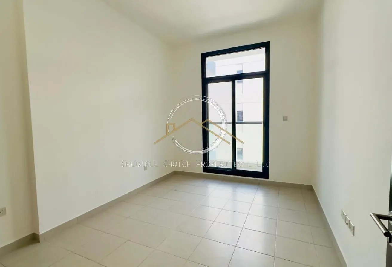 Near Metro and Malls |Spacious 2BHK|Neat and Clean