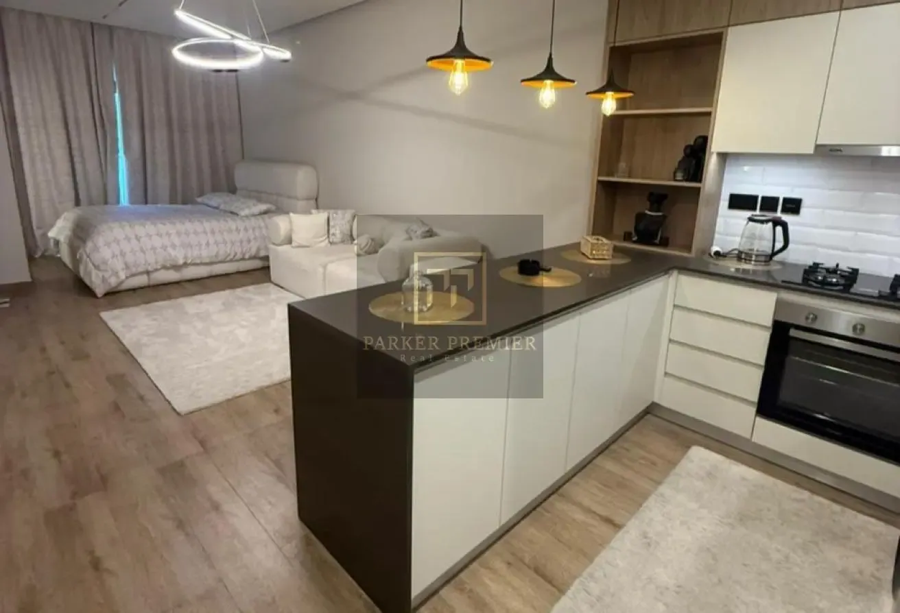 Cozy Furnished Studio | Low Floor | Balcony