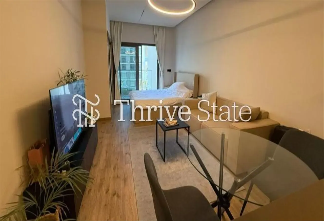 Fully Furnished | Ready to Move | 4 Cheques