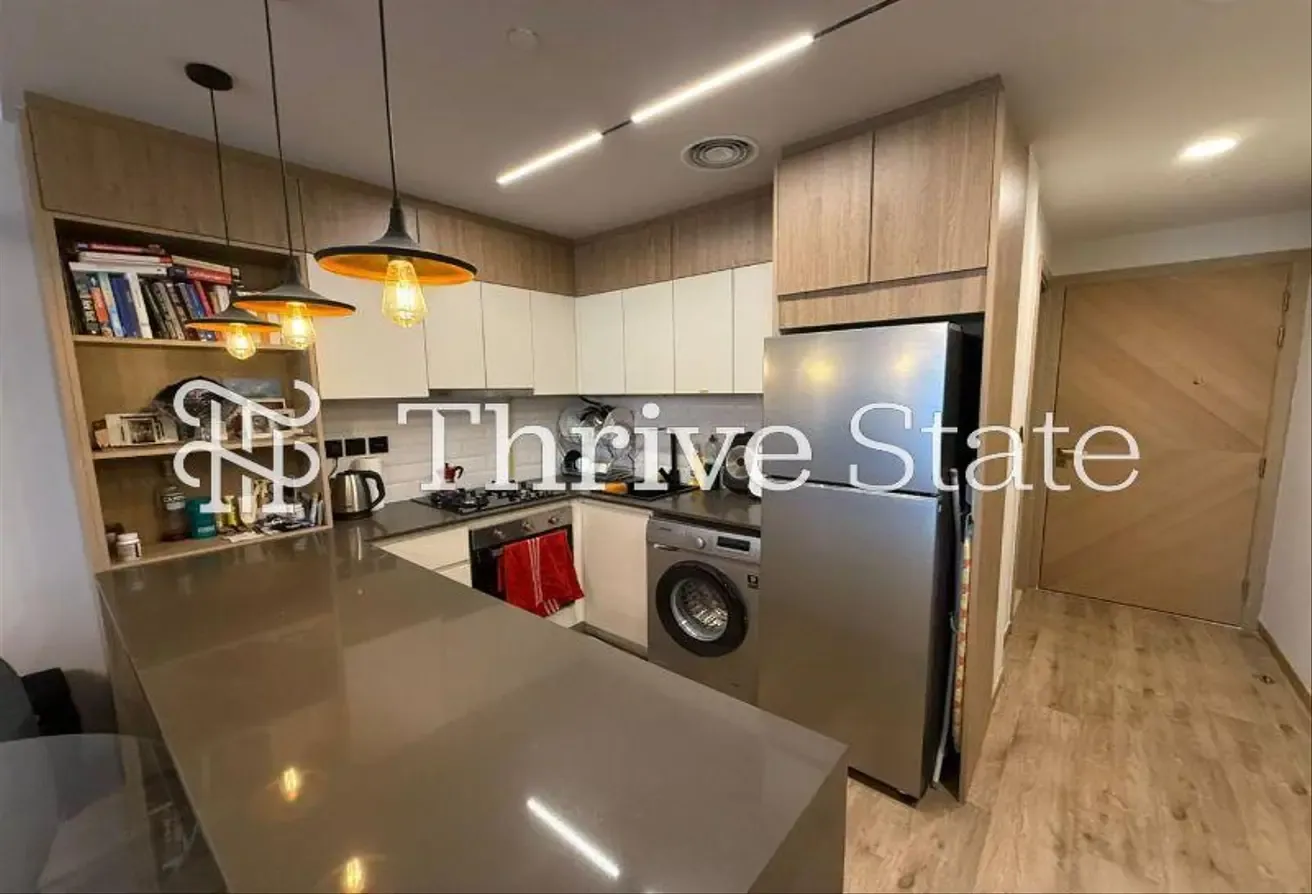 Fully Furnished | Ready to Move | 4 Cheques