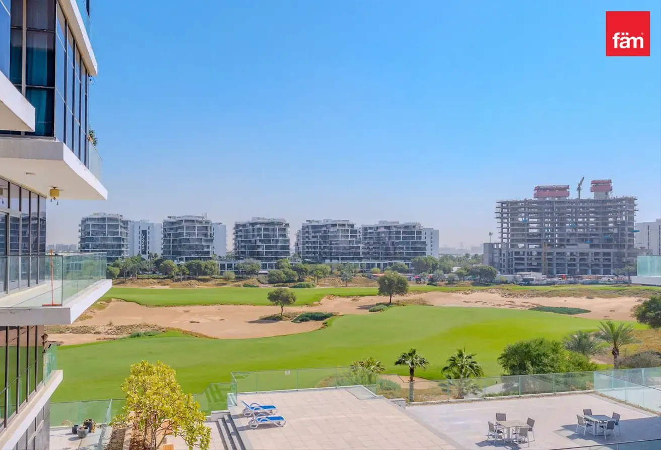 Pool Golf View | Spacious | Modern Bright Layout