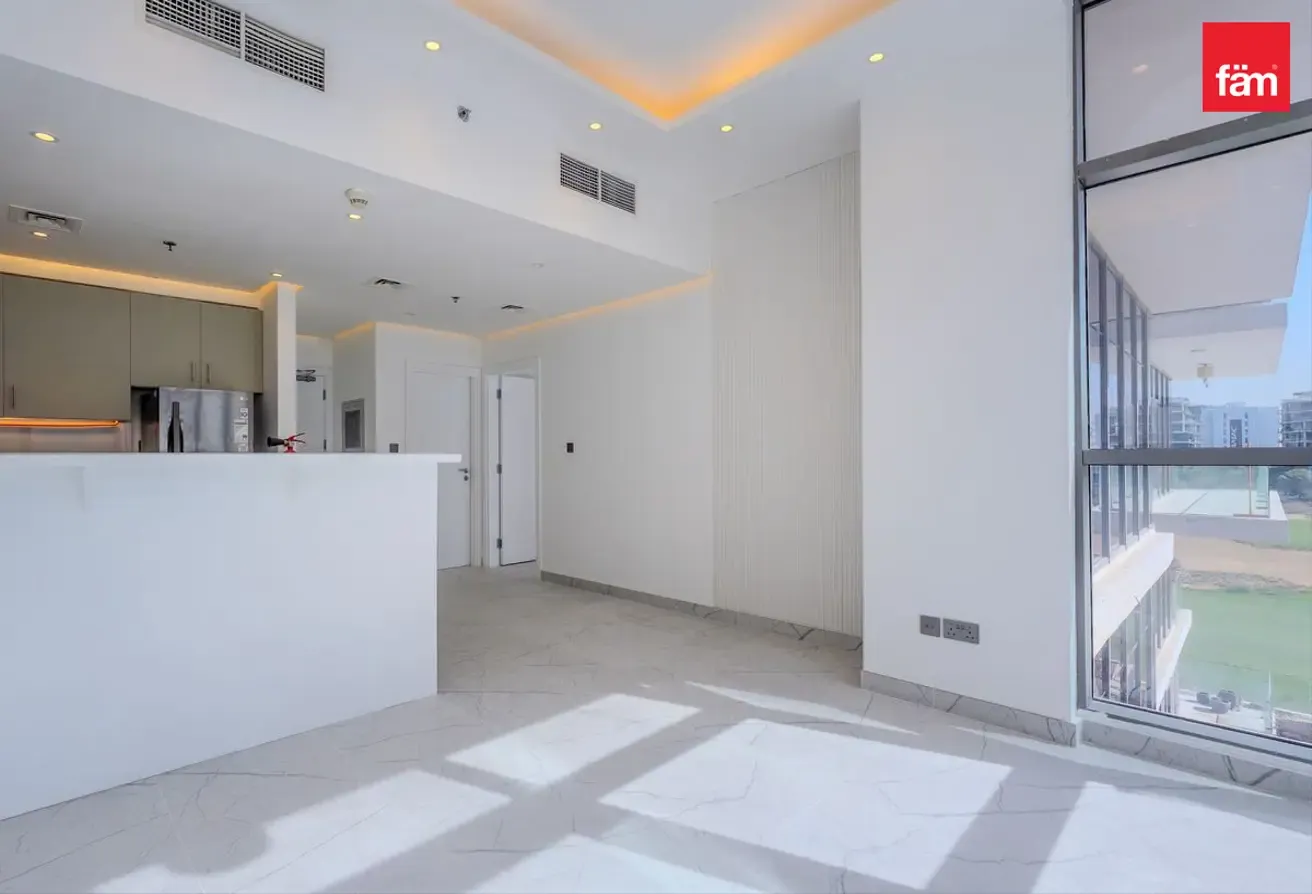 Pool Golf View | Spacious | Modern Bright Layout