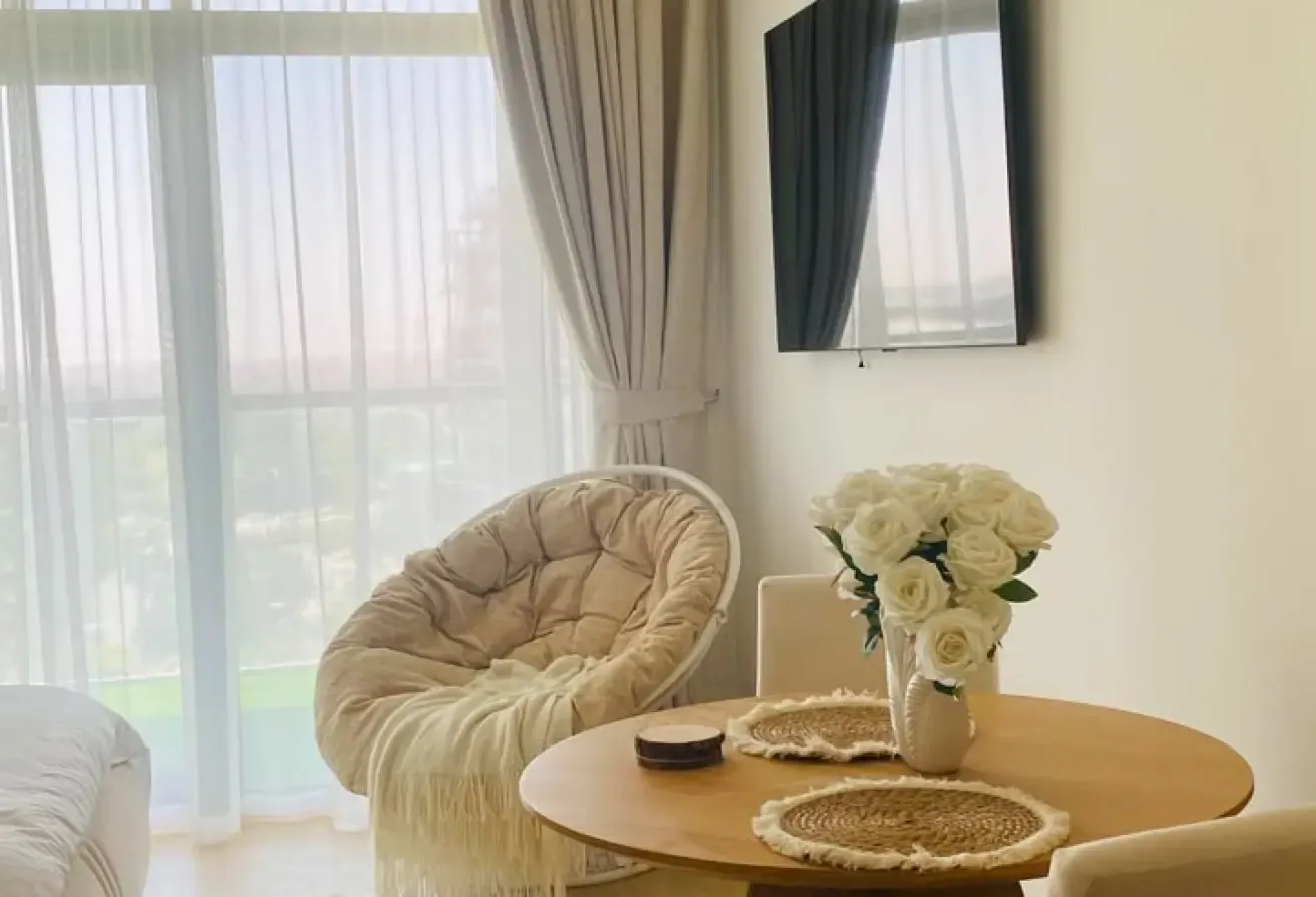 Exclusive Studio For Rent in Golf Panorama