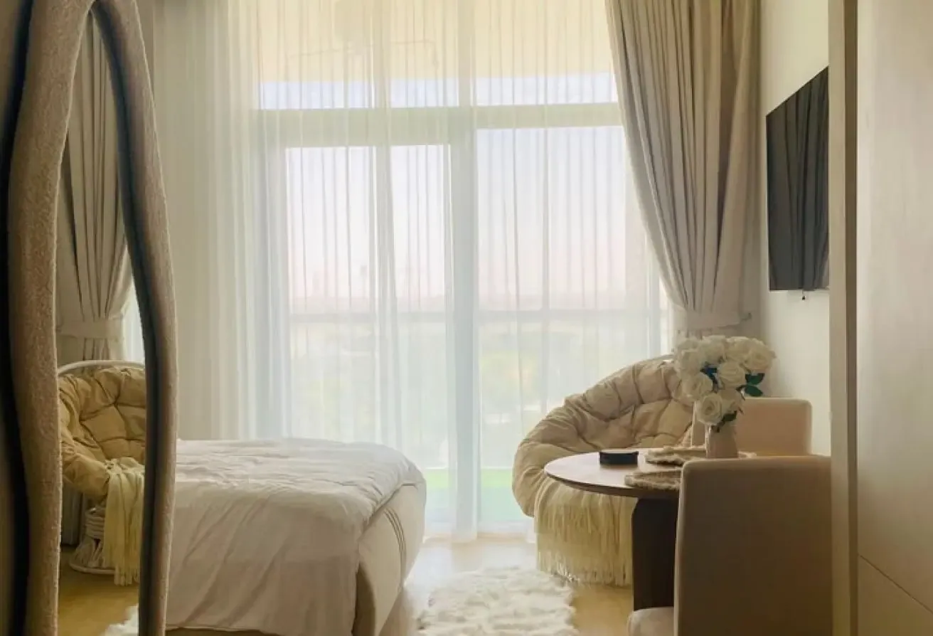 Exclusive Studio For Rent in Golf Panorama