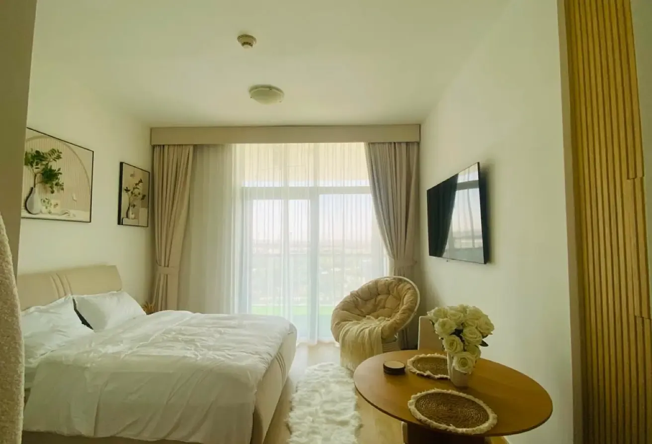 Exclusive Studio For Rent in Golf Panorama