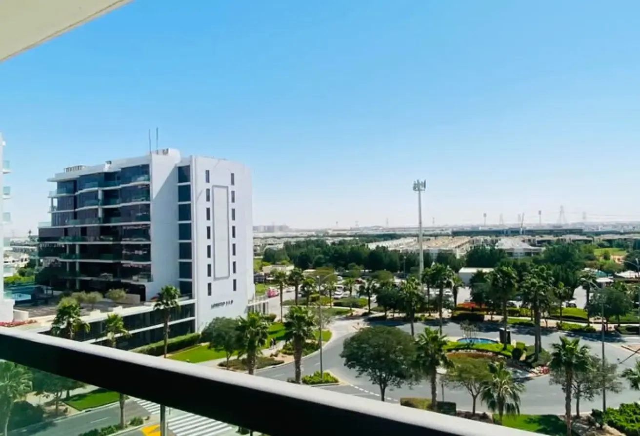 Exclusive Studio For Rent in Golf Panorama