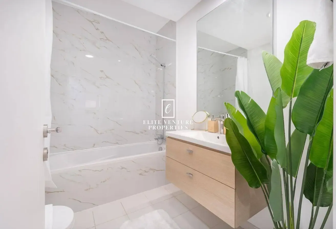 LUXURY LIVING | FULLY FURNISHED | HIGH FLOOR