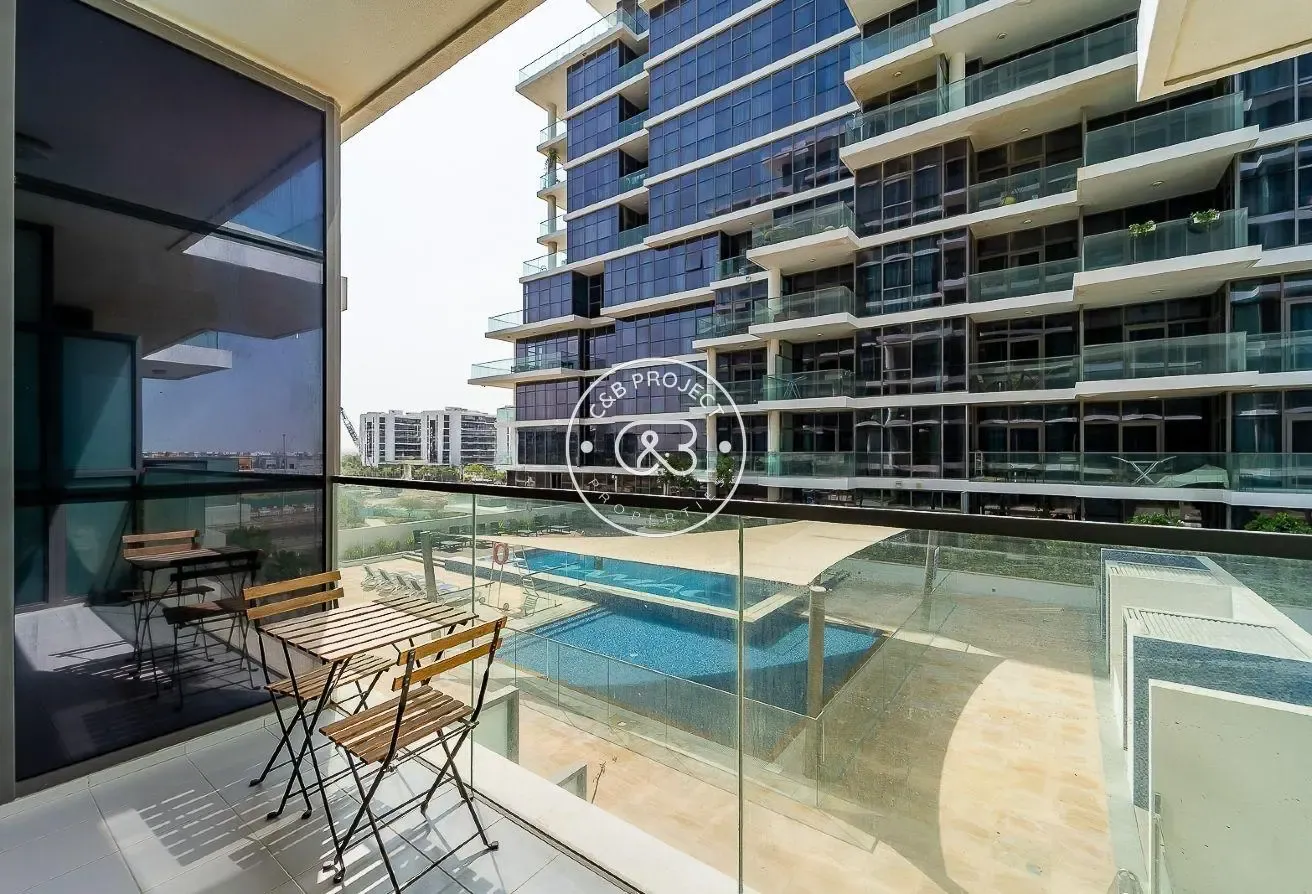 Exclusive| Pool View| Chiller Free| Biggest Size