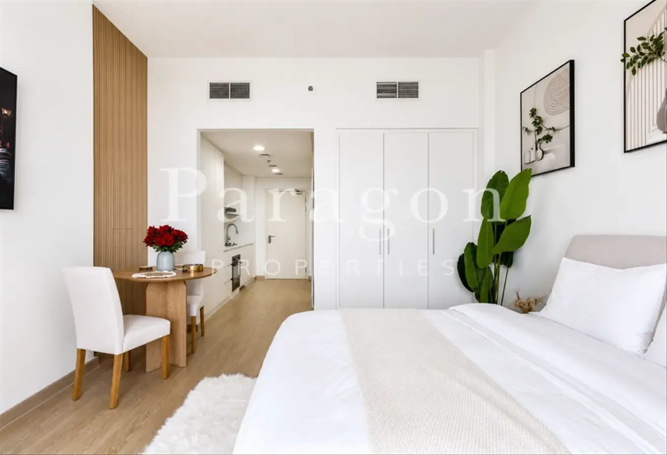 Super Modern|Close To Park|Appliances