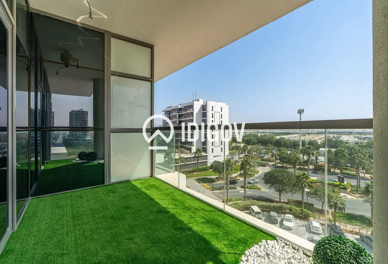 Skyline Serenity | Golf Community | Modern Studio