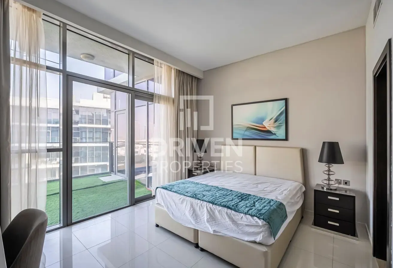 Spacious with Maids Room | Golf Course View