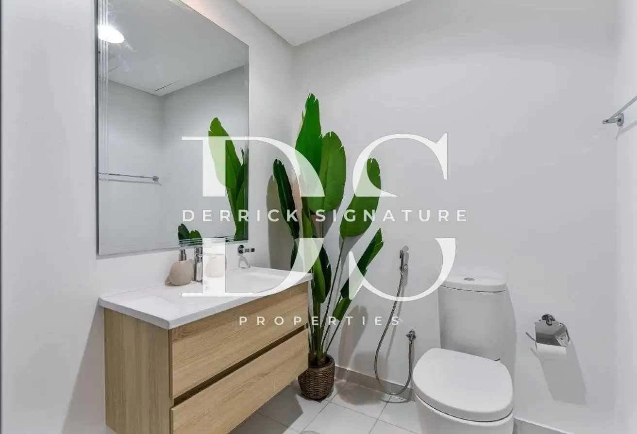 Upgraded Studio | Spacious Balcony | Golf Panorama
