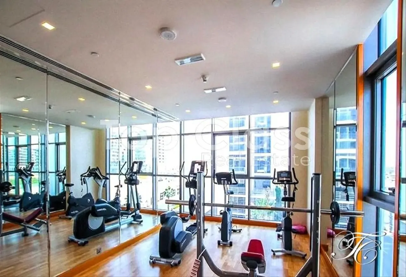 Bright and Spacious | Vacant | Must See!
