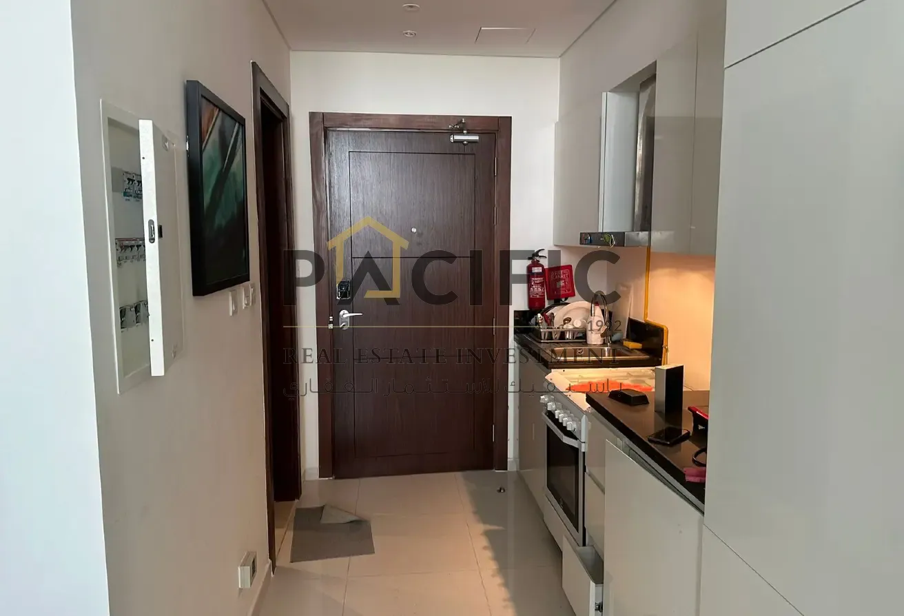 6 Cheque | Prime Location | Rent | Fully Furnished