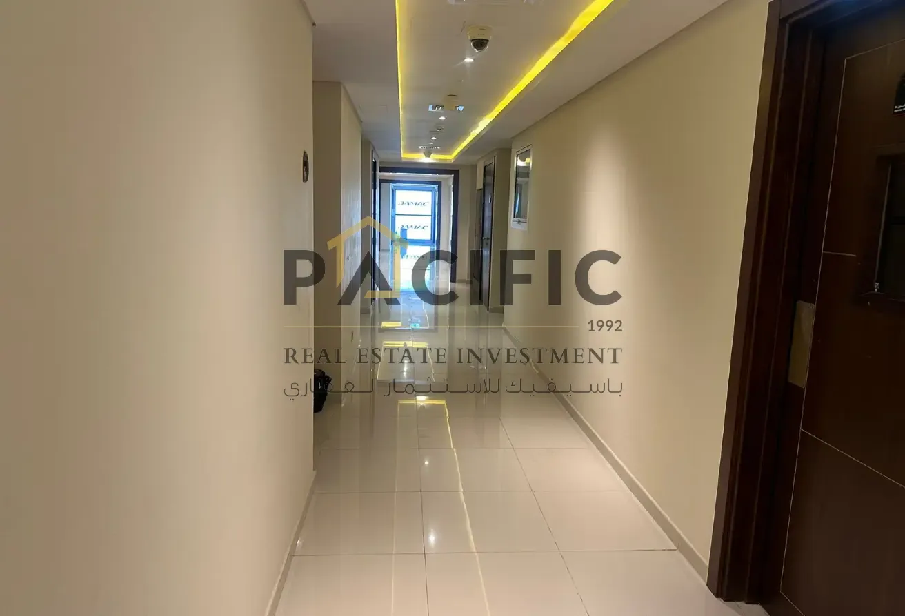 6 Cheque | Prime Location | Rent | Fully Furnished